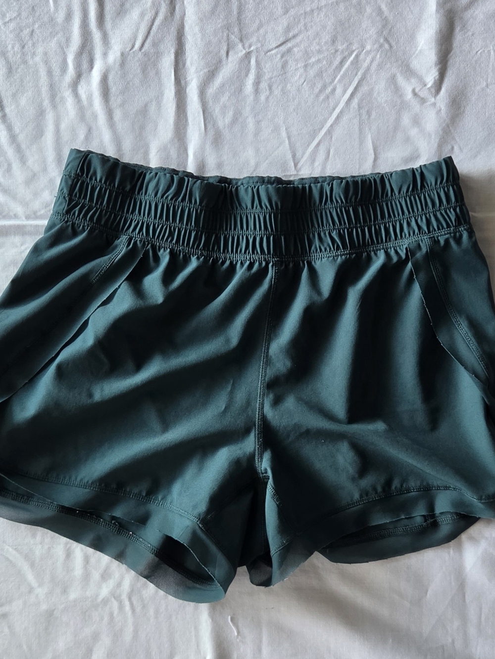 Lululemon Hotty Hot High Rise Lined Shorts Size S Athletic Track Shorts Green